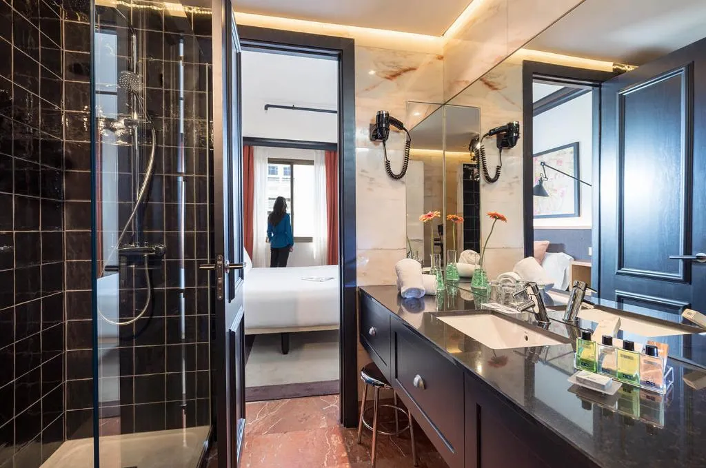 DOUBLE CAPACITY 3 Room, H10 Tribeca, Madrid