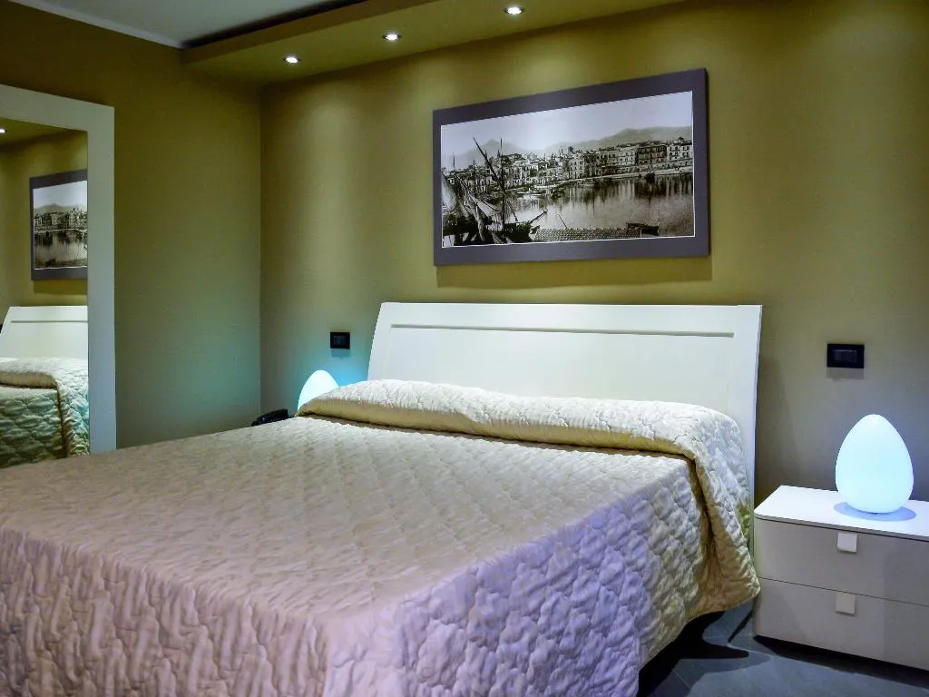Room, Cristal Hotel Palermo, Palermo