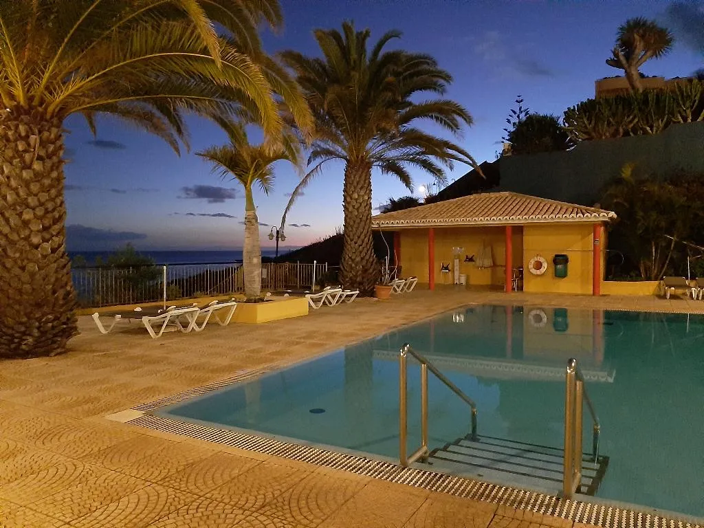 Pool, Cais da Oliveira, Madeira