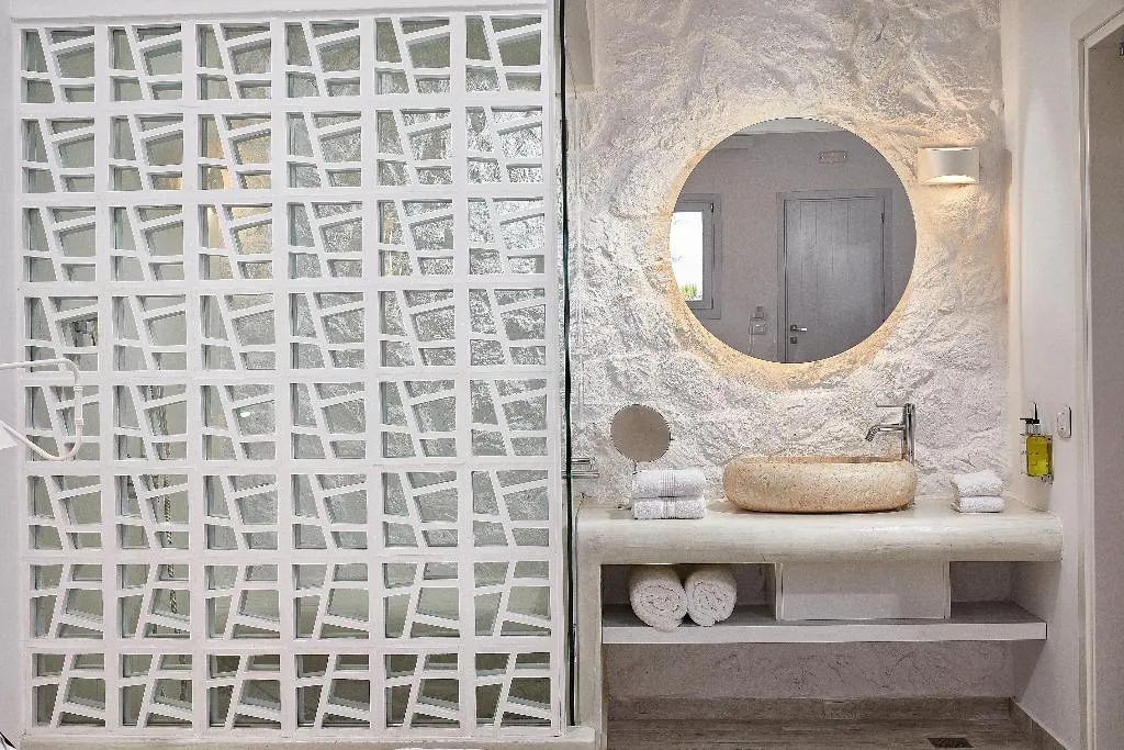 SUITE COMFORT Room, Petri Suites, Santorini