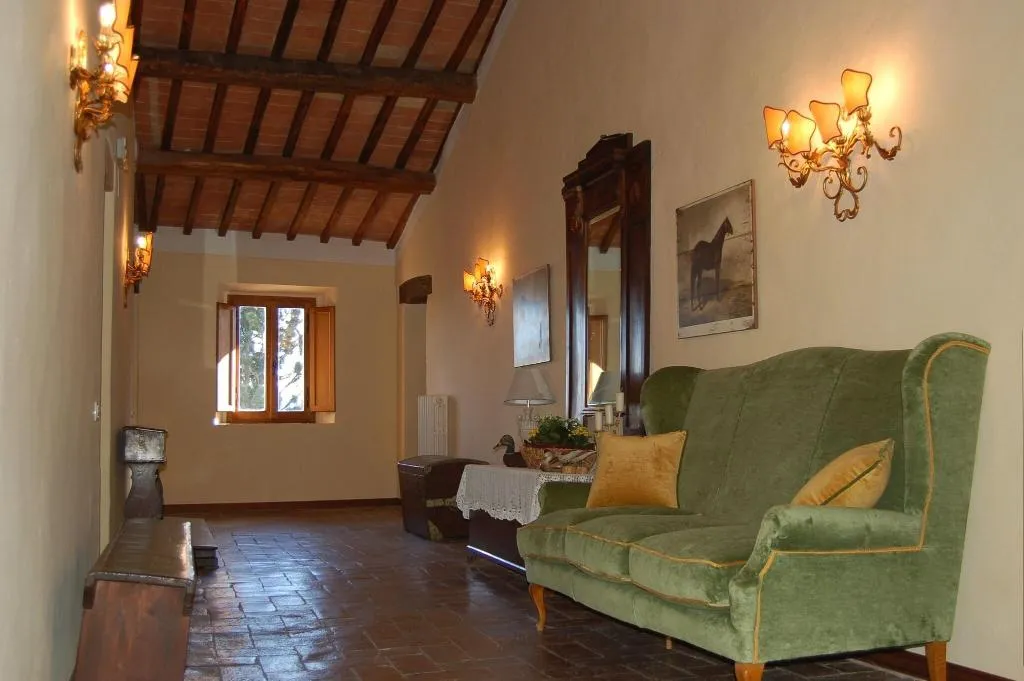 Lobby, Belvedere Di San Leonino, Florence