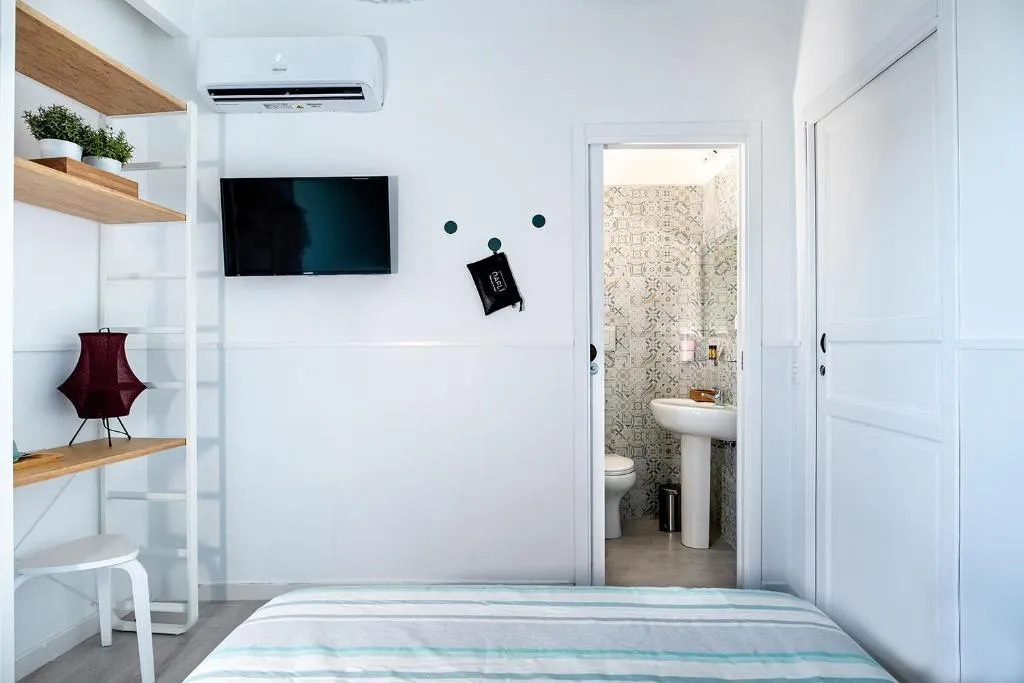 JUNIOR SUITE STANDARD Room, P.c Boutique La Loggia, Naples