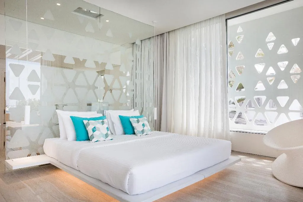 SUITE SEA VIEW WITH PRIVATE POOL Room, Mykonos Dove beach hotel, Mykonos