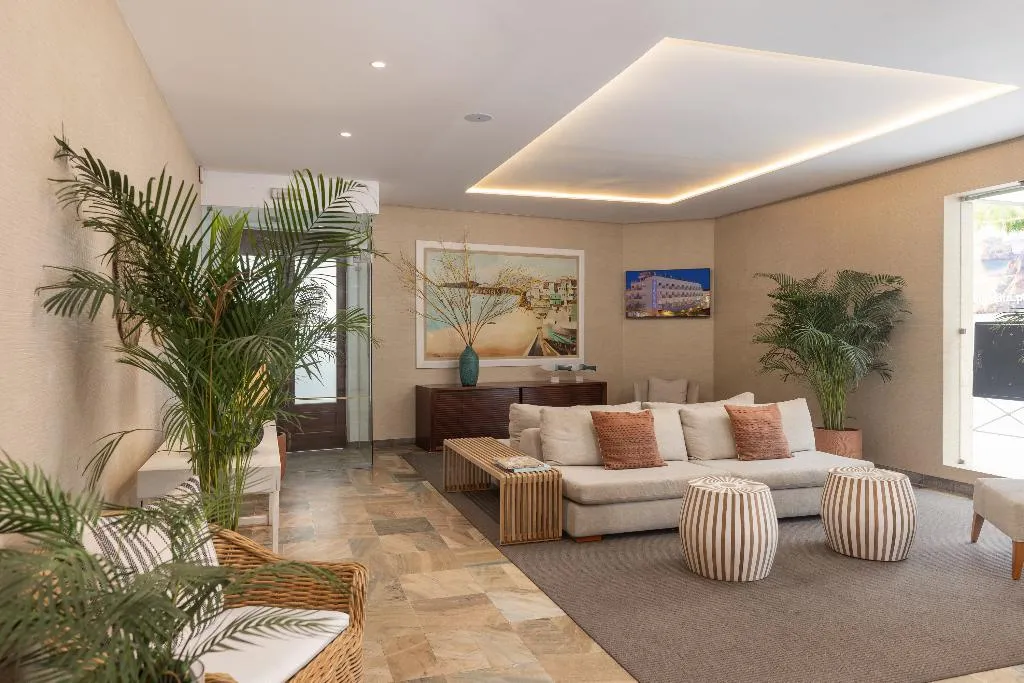Lobby, Baltum, Algarve