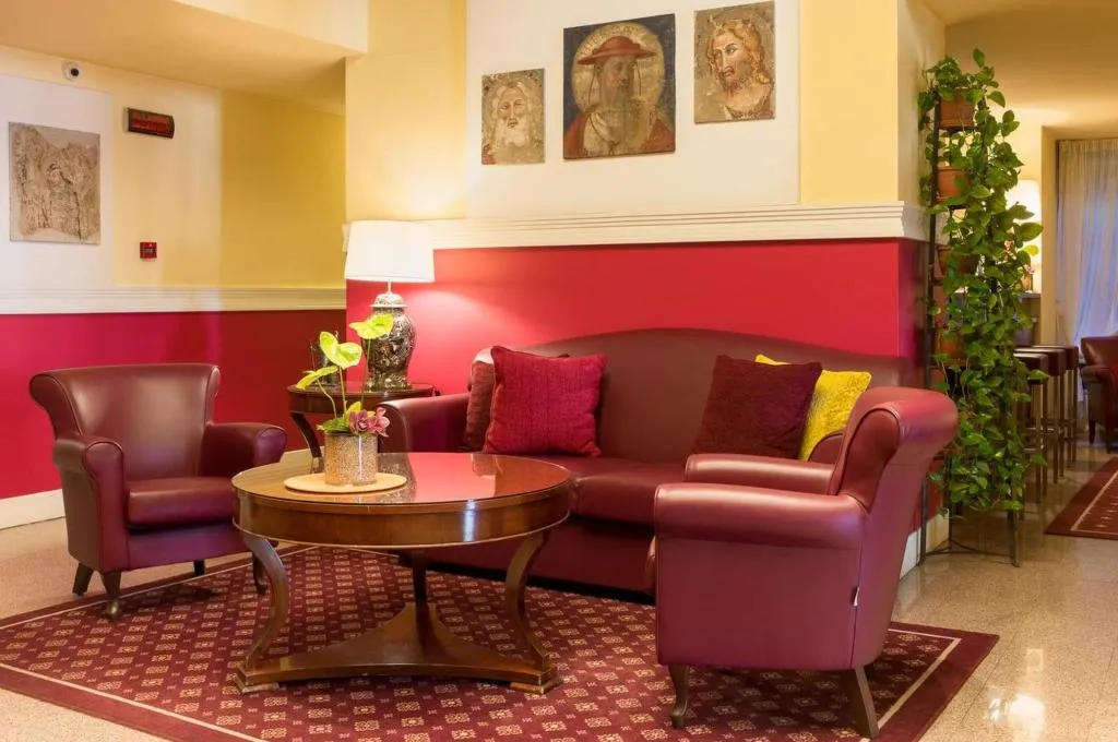 Lobby, Hotel Gran Duca Di York, Milan
