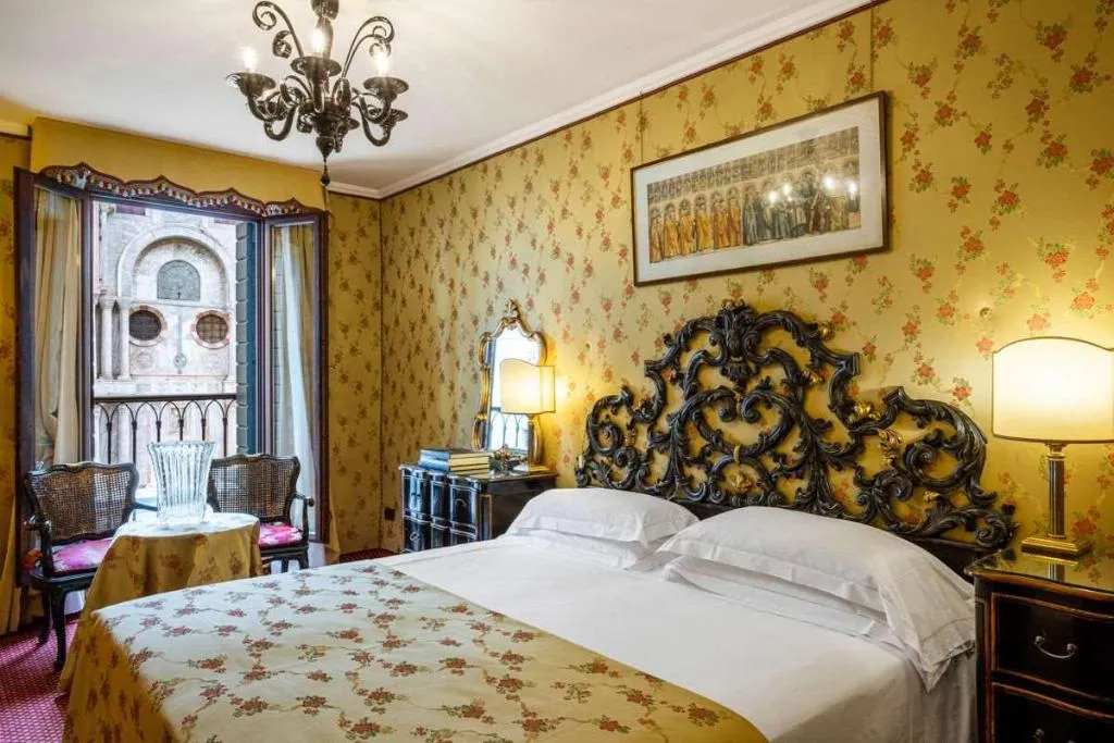 Room, Concordia, Venice