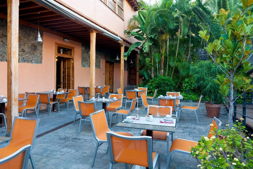 Terrace, Hotel LIVVO La Quinta Roja, Tenerife