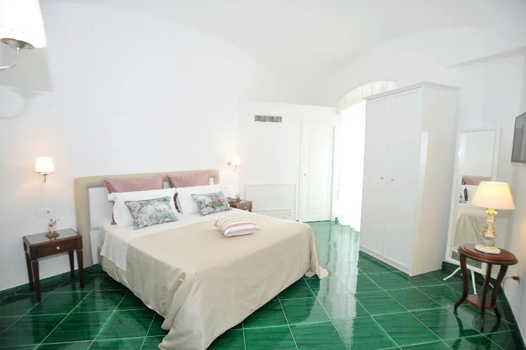 SUITE SUPERIOR SEA VIEW Room, Core Amalfitano City Suites, Naples