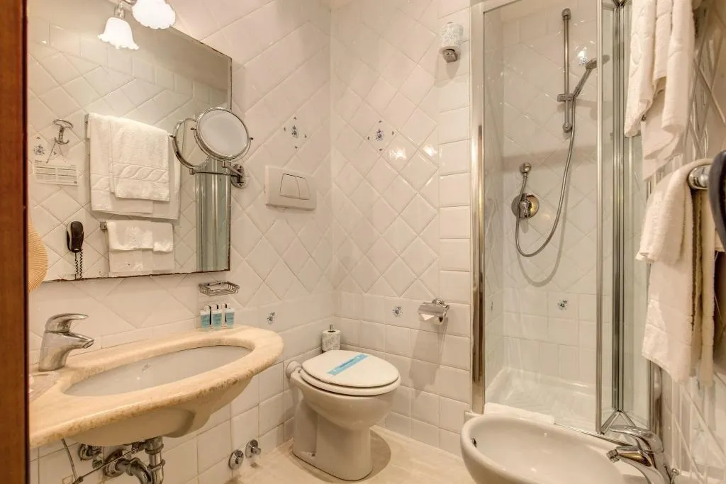 TRIPLE STANDARD Room, Hotel Cortina Roma, Rome