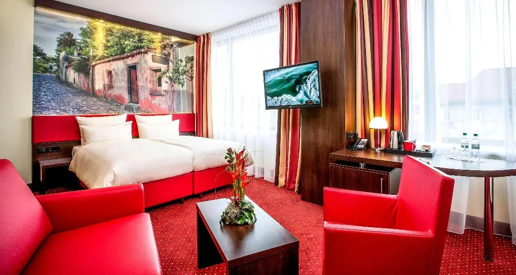 JUNIOR SUITE WITH DOUBLE BED Room, PLAZA Premium Berlin Kurfürstendamm, Berlin
