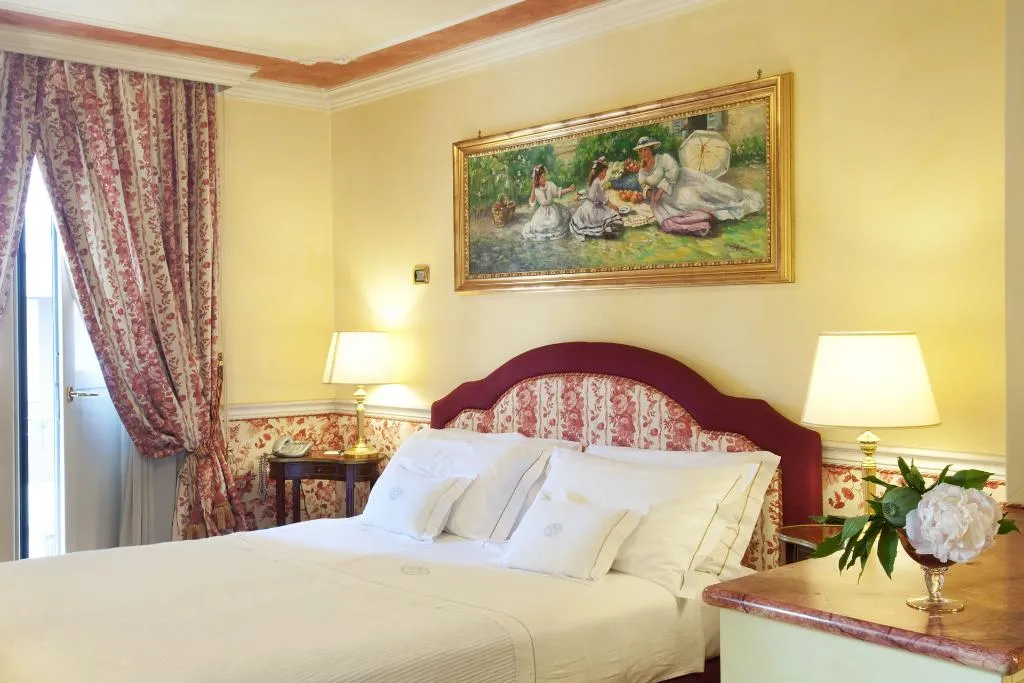 DOUBLE EXECUTIVE ONE BEDROOM Room, Petit Palais Milano, Milan