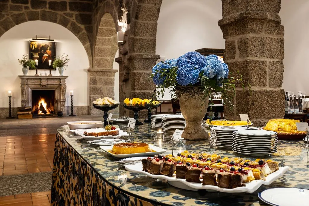 Restaurant, Pousada Mosteiro de Guimaraes - Monument Hotel, Porto