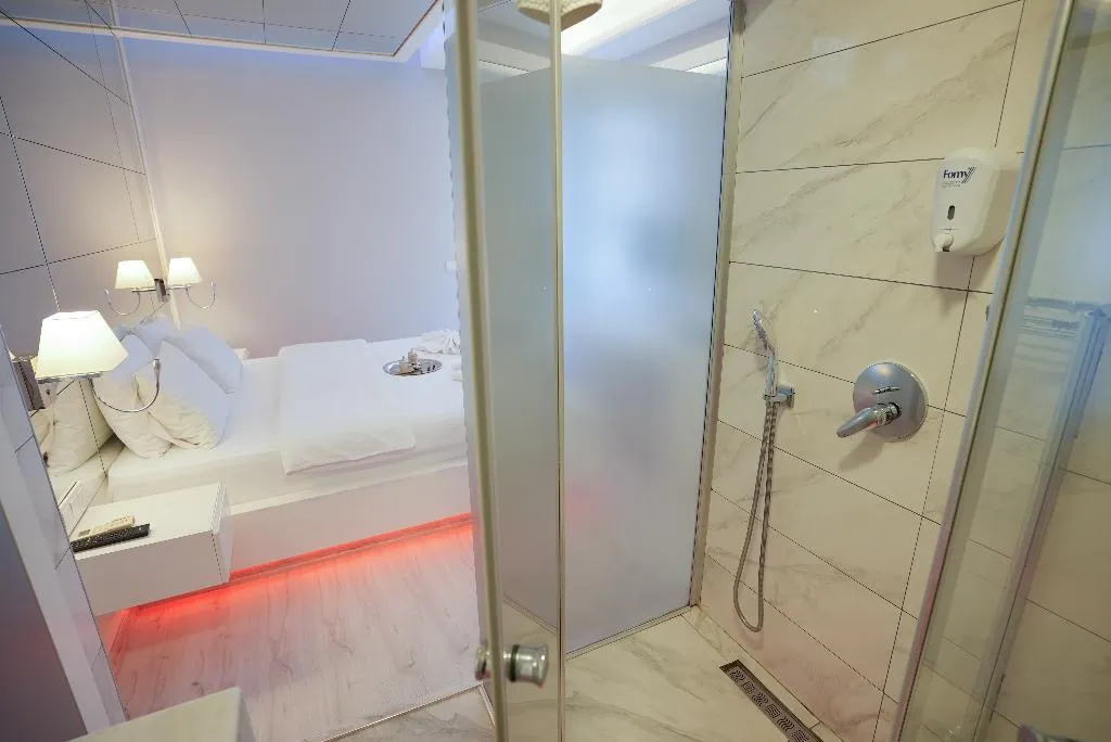 DOUBLE DELUXE WITH BALCONY Room, By Cemil Boutique Hotel, Antalya