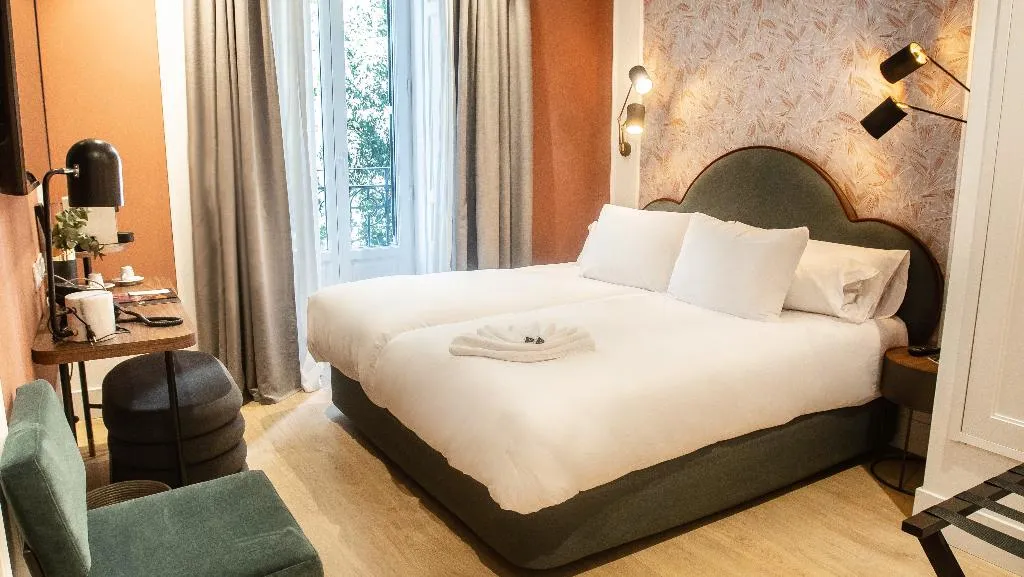 Double or Twin STANDARD Room, Soho Boutique Opera, Madrid