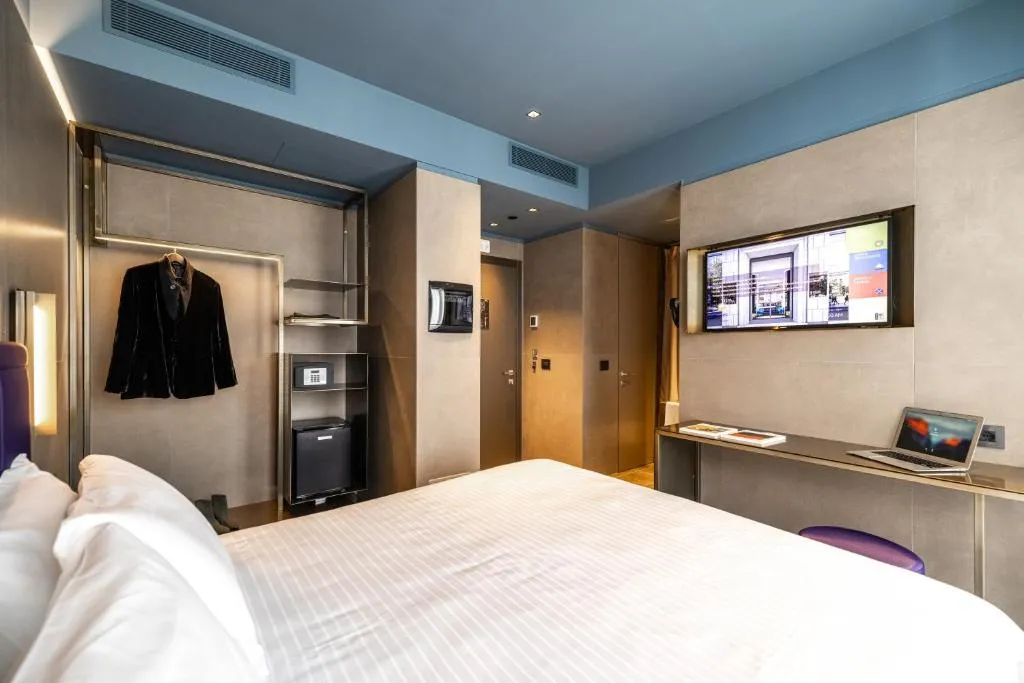 DOUBLE SINGLE USE WITH BALCONY WITH VIEWS Room, Hd8 Hotel Milano, Milan