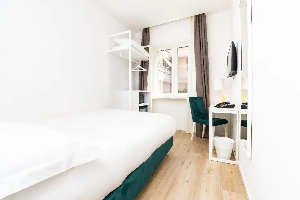 SINGLE STANDARD Room, Hotel Isabella Sorrento, Naples
