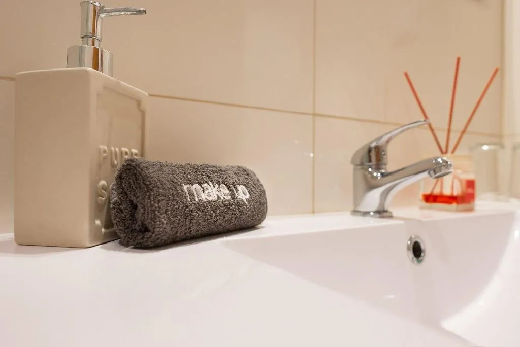 Room, Oporto Stories Apartments - Santa Catarina, 219, Porto