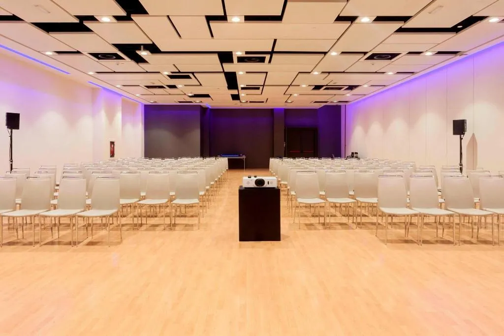 Conferences, Marriott Hotel Madrid Auditorium, Madrid