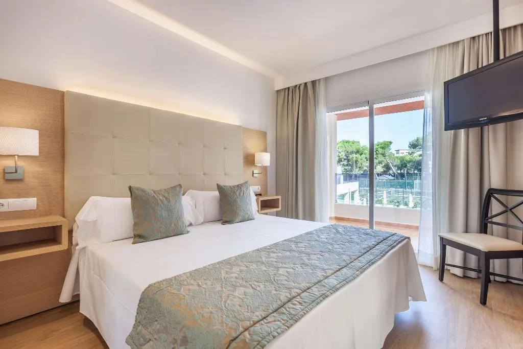 Room, Zafiro Bahia, Majorca