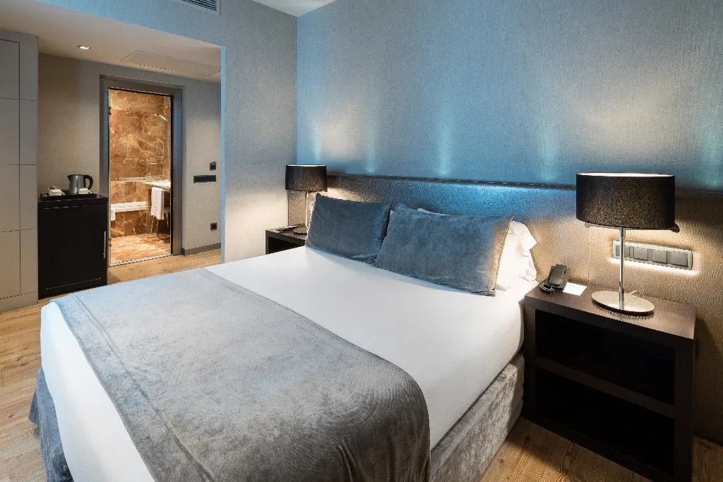 DOUBLE STANDARD Room, Catalonia Portal De L'Angel Hotel, Barcelona
