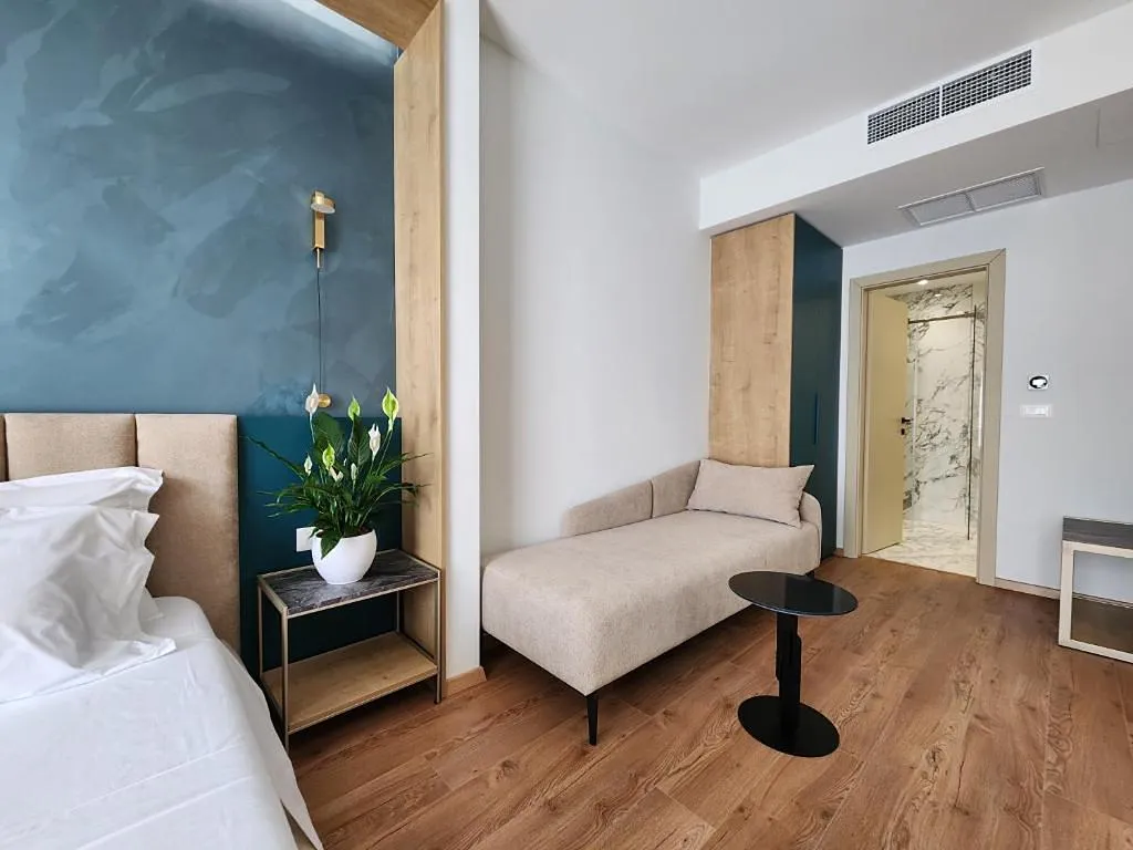 TRIPLE SUPERIOR WITH BALCONY Room, Hotel Gold, Kavaje