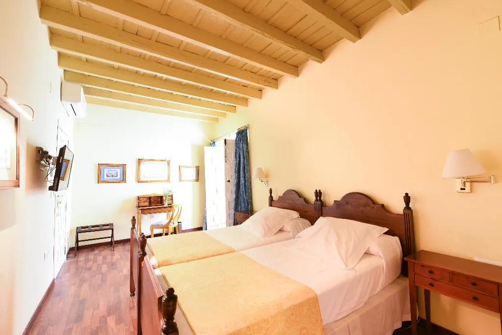 Double or Twin ECONOMY Room, Casas de la Juderia, Seville