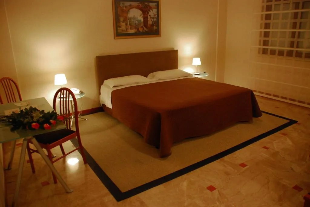 Room, Hotel Palace 2000, Rome