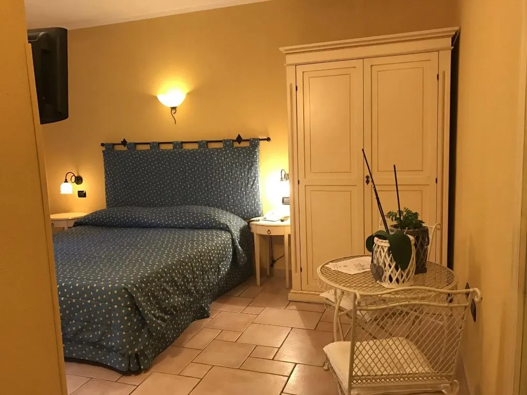 Room, Hotel Villa Del Parco, Olbia
