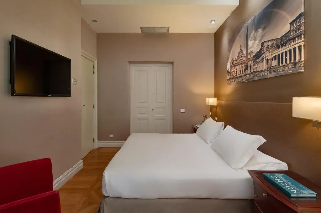 DOUBLE CLASSIC Room, Hotel Principe Torlonia, Rome