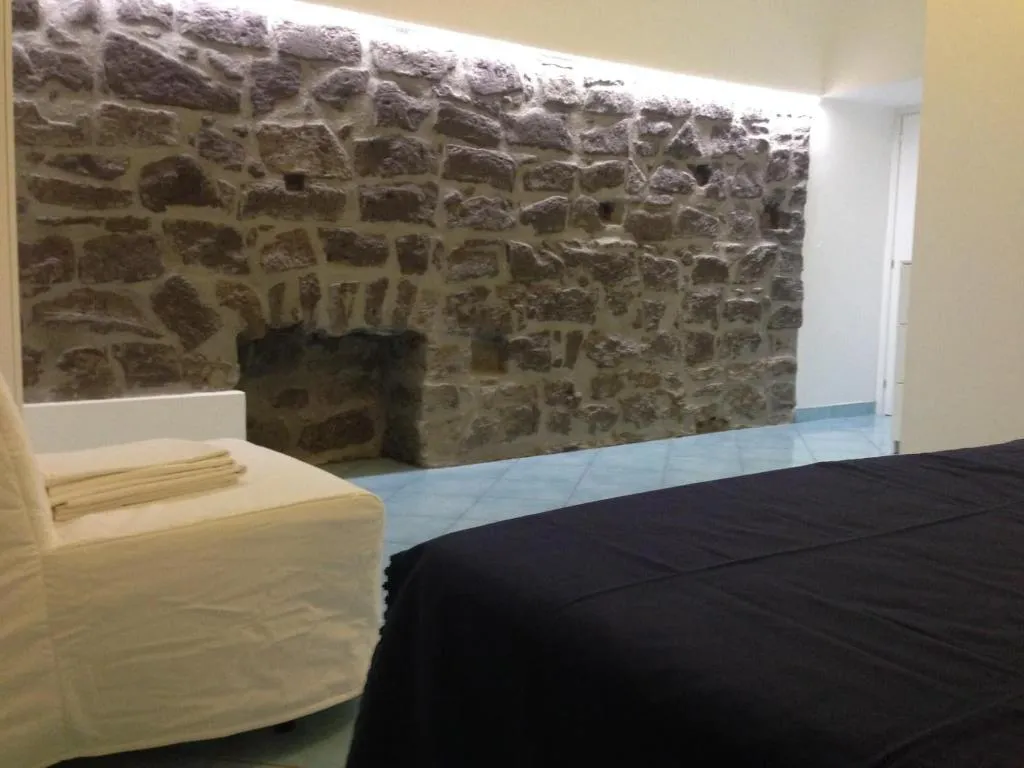 Room, B&B La Grotta Marina, Naples