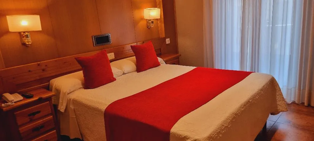 DOUBLE WITH DOUBLE BED Room, Hotel Real de Toledo, Madrid