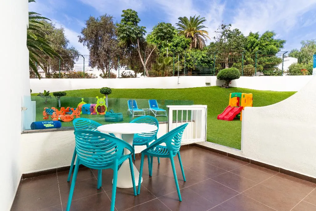 APARTMENT ONE BEDROOM Room, HOVIMA La Pinta Beachfront Family Hotel, Tenerife