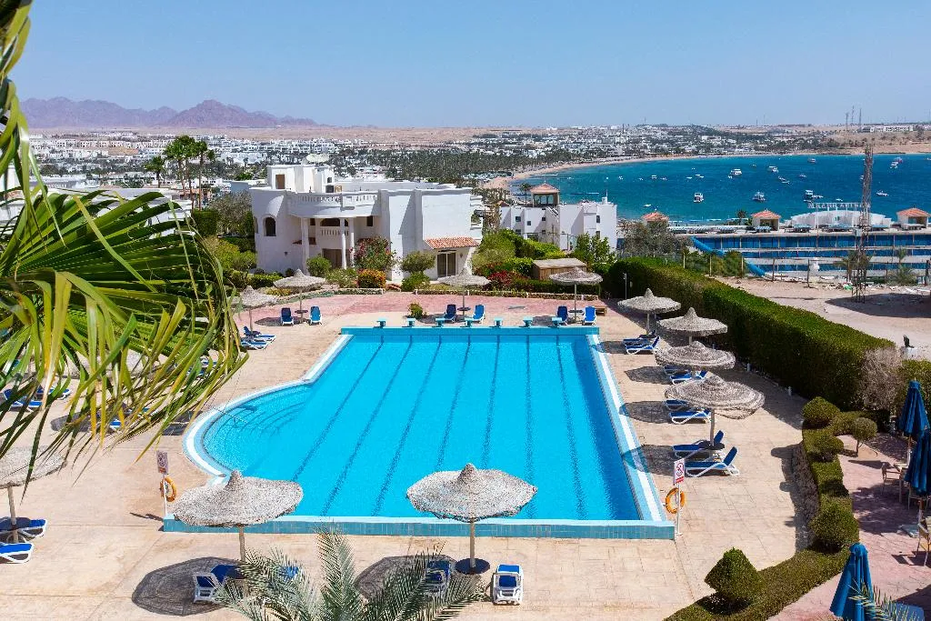 Pool, Naama Bay Hotel and Resort, Red Sea Riviera