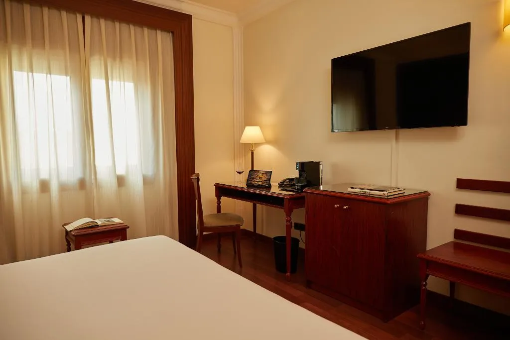DOUBLE STANDARD Room, El Avenida Palace, Barcelona