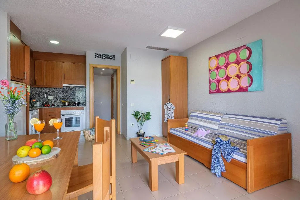 Room, Estival Park Apartments, Costa Brava
