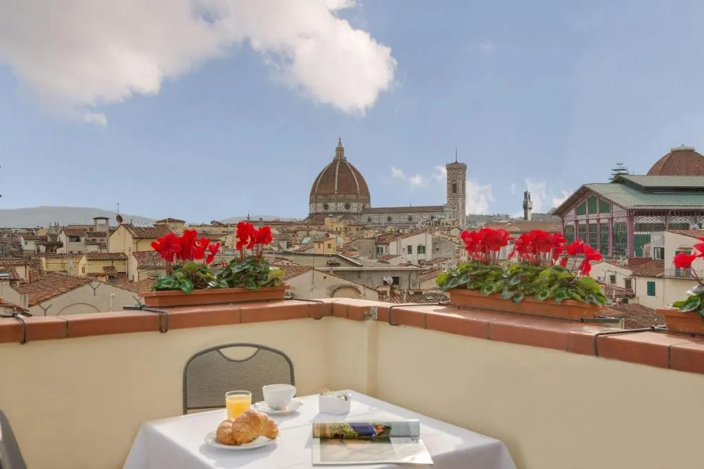 General view, Locanda Dei Guelfi, Florence