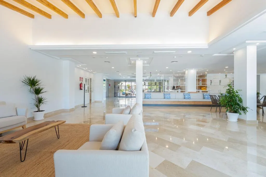 Lobby, Caprice Isabel Aparthotel, Majorca