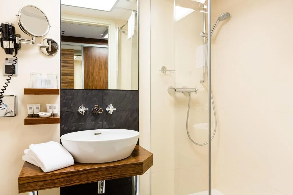 Room, Avalon Hotel & Conferences, Riga