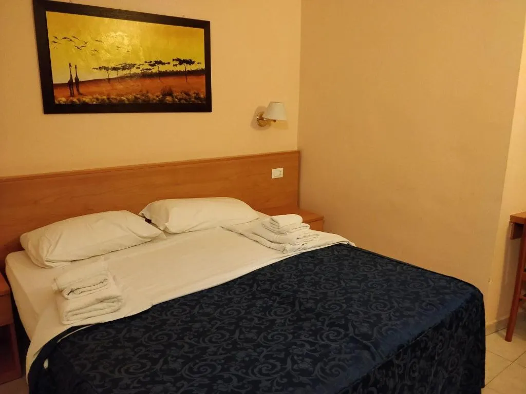Room, Palma Residence, Naples