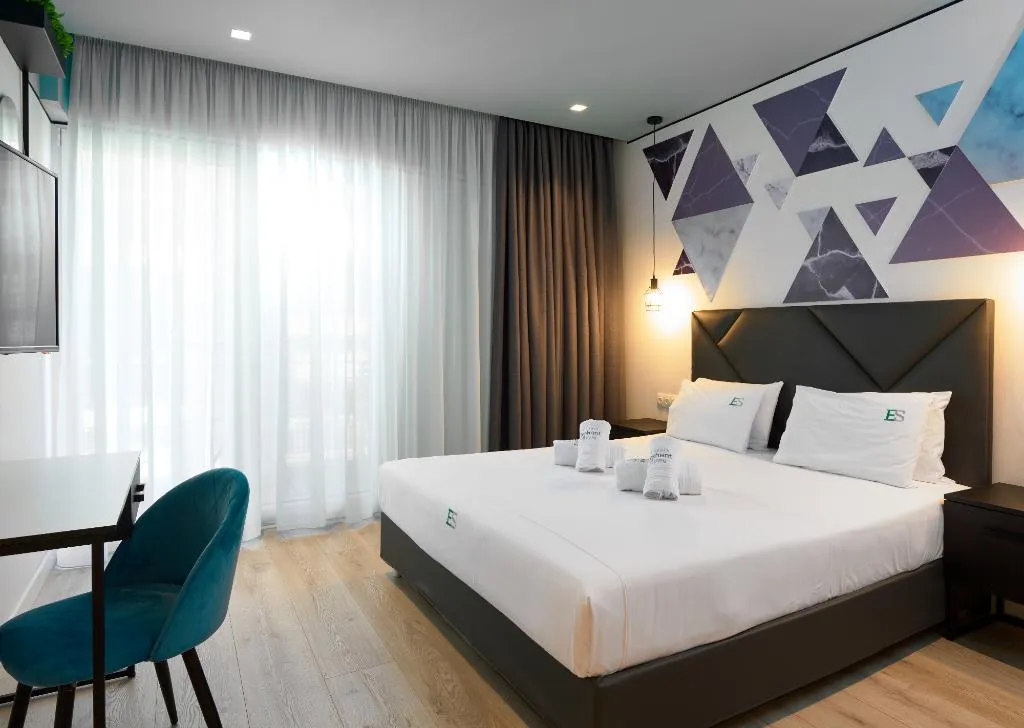 DOUBLE WITH BALCONY Room, Urban Elephant Suites, Halkidiki