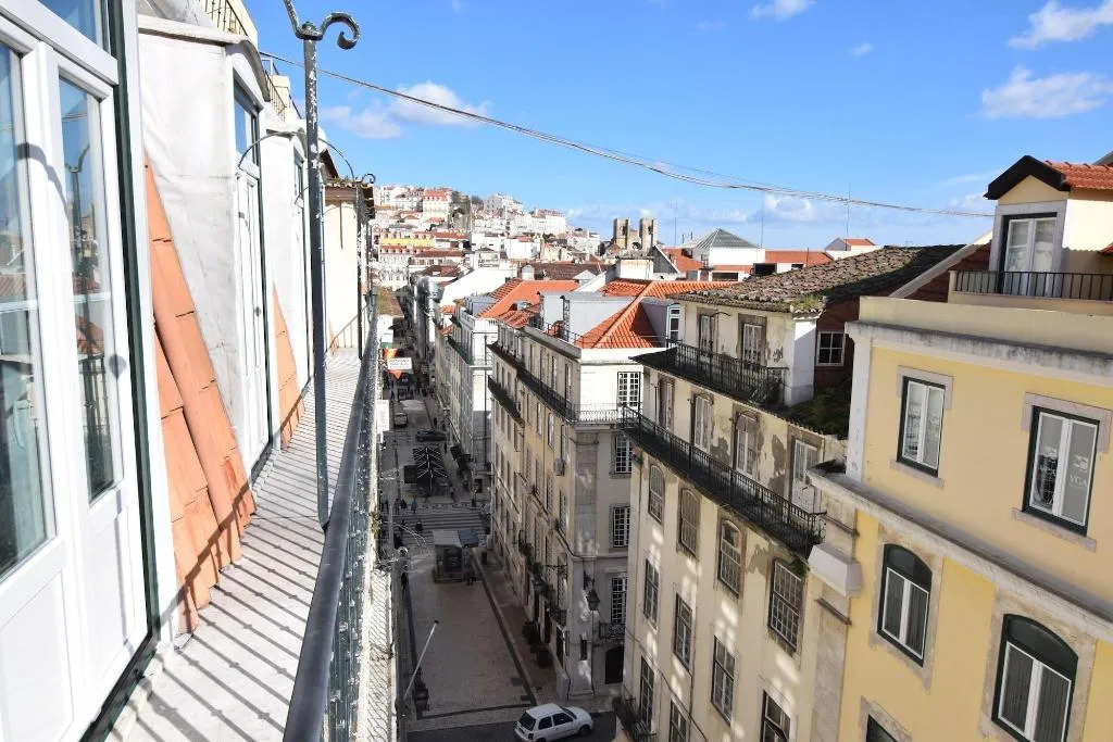 Room, Chiado Dream Apartments, Lisbon