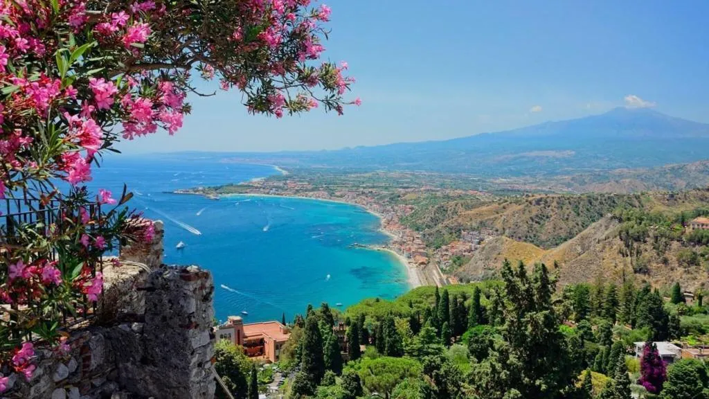 General view, Villa Oasis, Taormina
