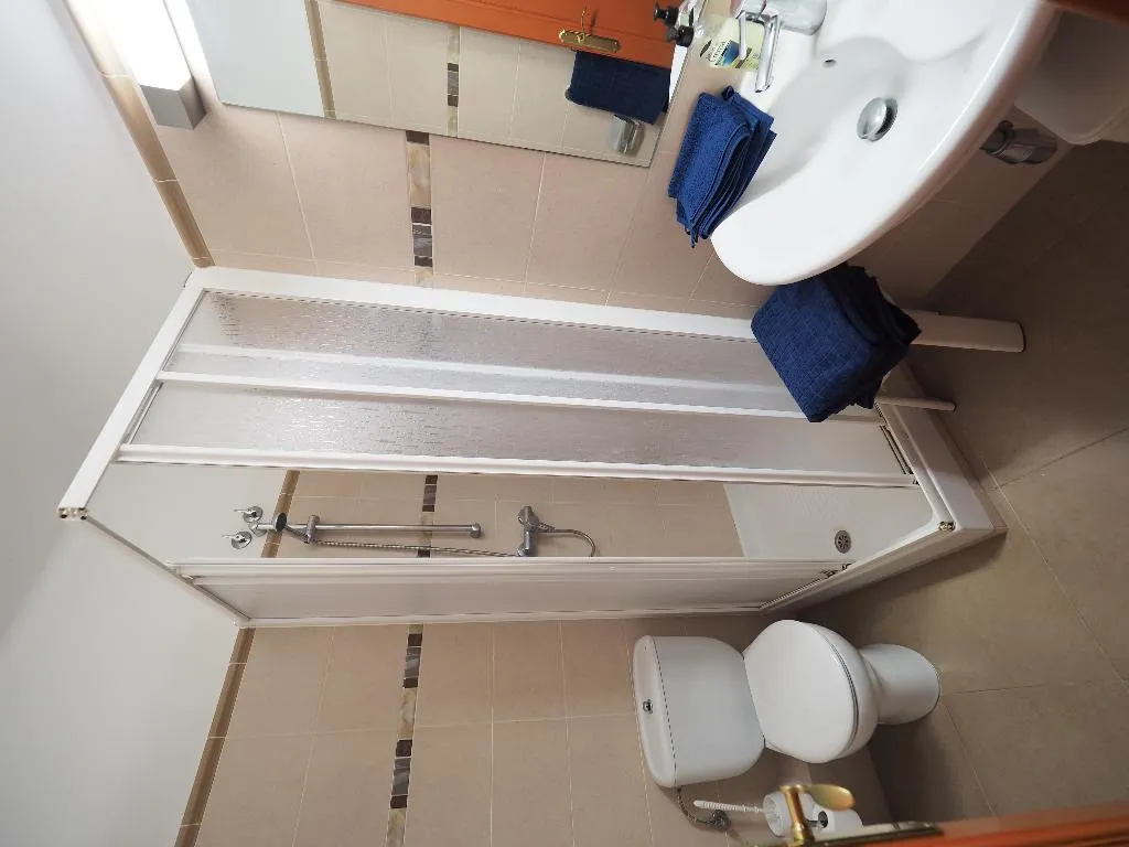 DOUBLE BASIC Room, Montserrat, Costa Brava