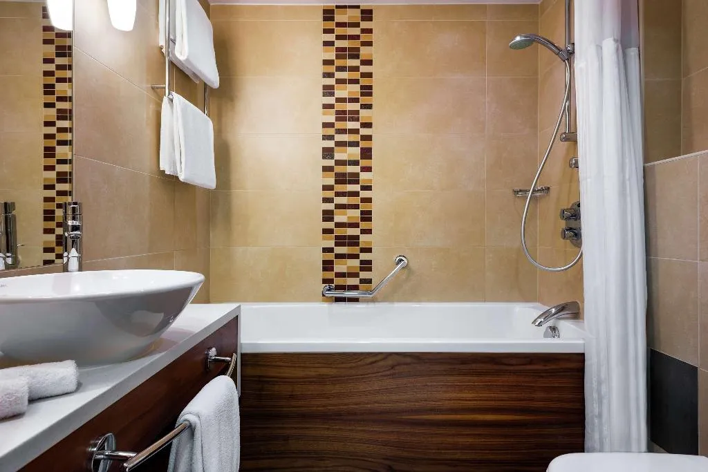 DOUBLE KING SIZE BED Room, Hilton Garden Inn Krakow, Krakow
