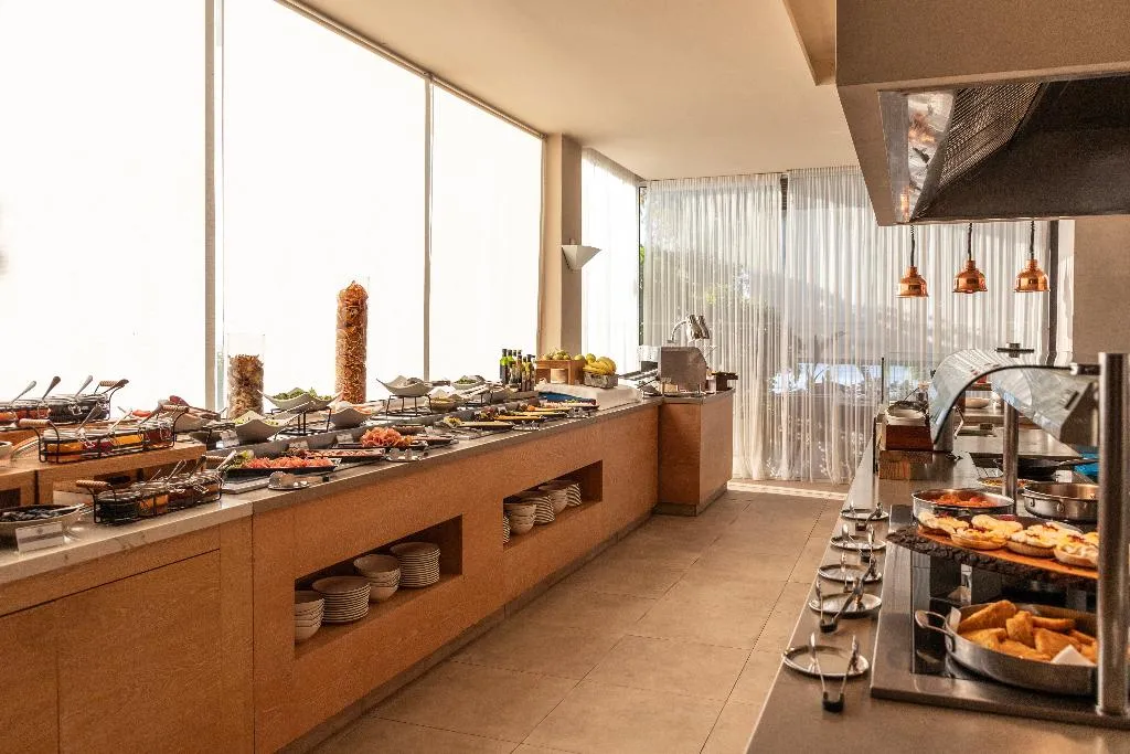 Restaurant, Royal Apollonia, Cyprus