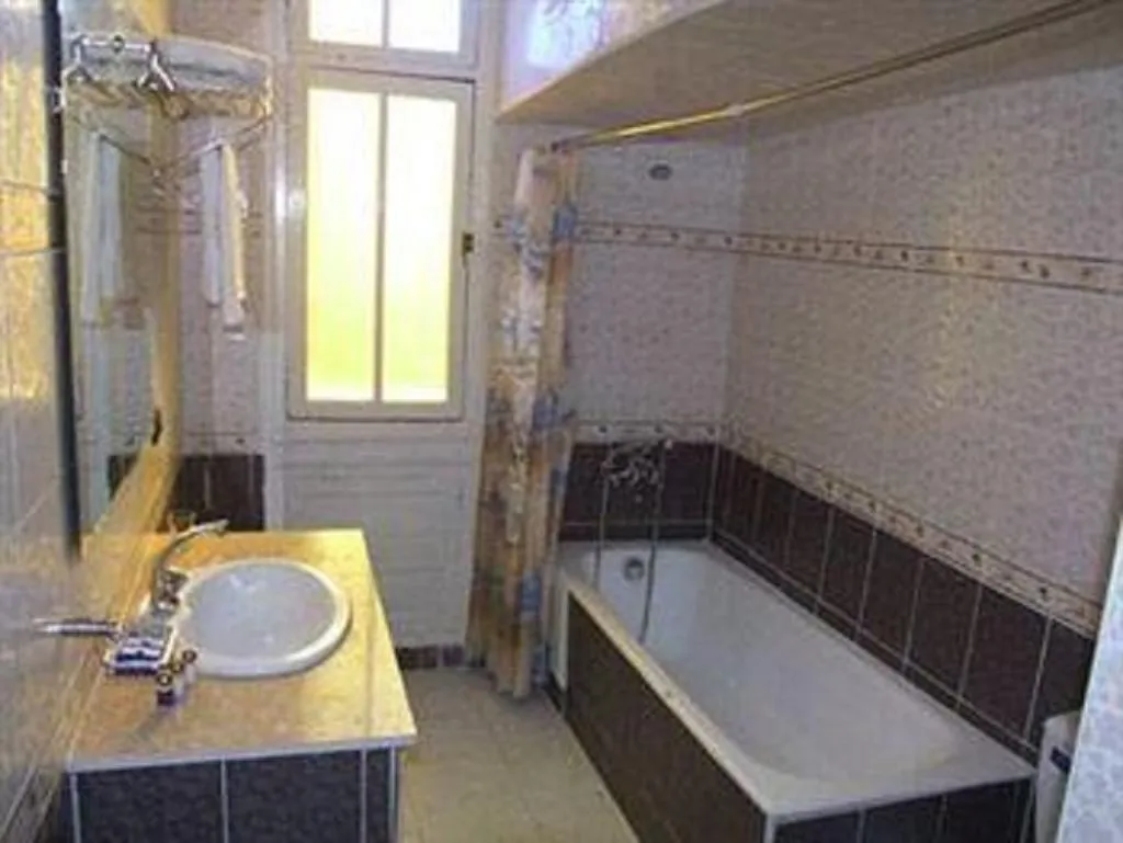 SINGLE STANDARD Room, Du Louvre, Casablanca