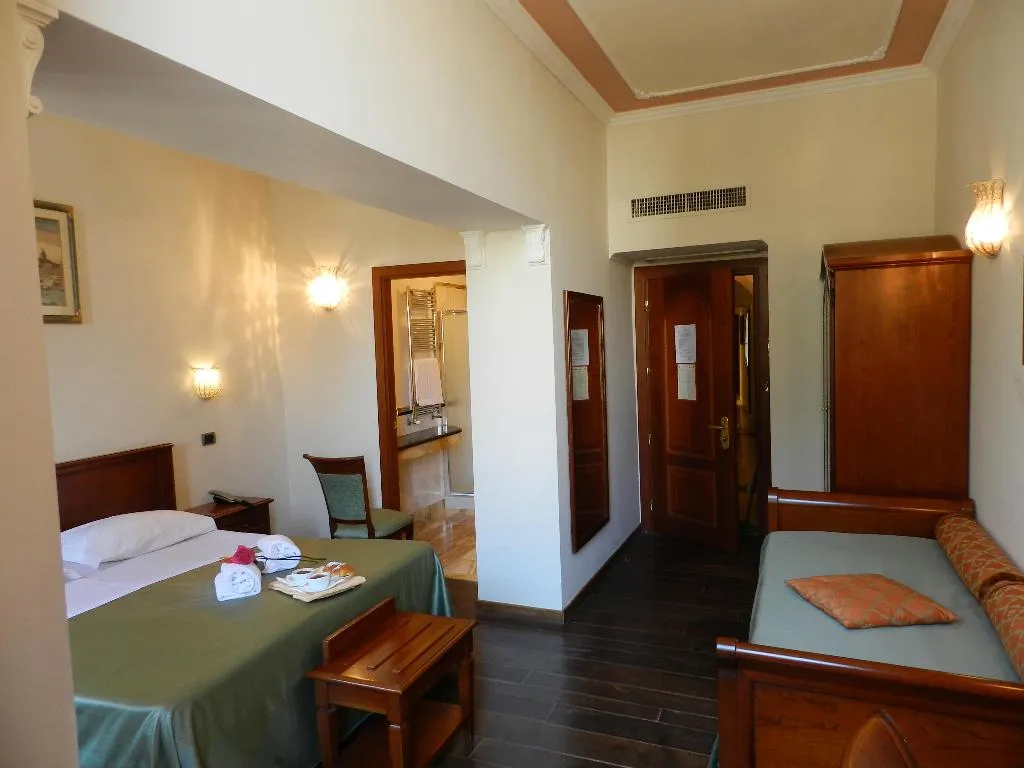 Room, Domus Florentiae Hotel, Florence