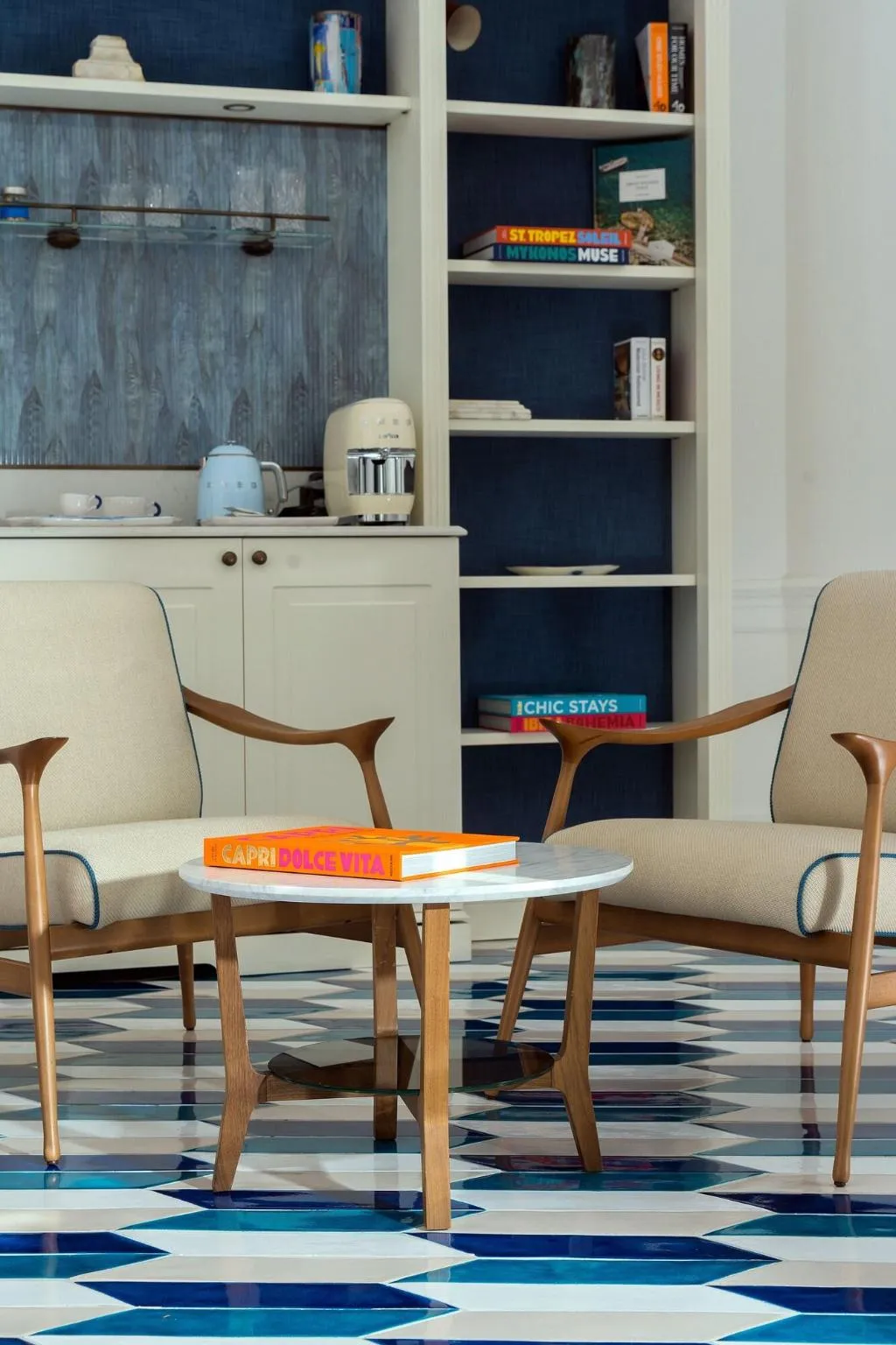 Room, Borgo Santandrea, Naples