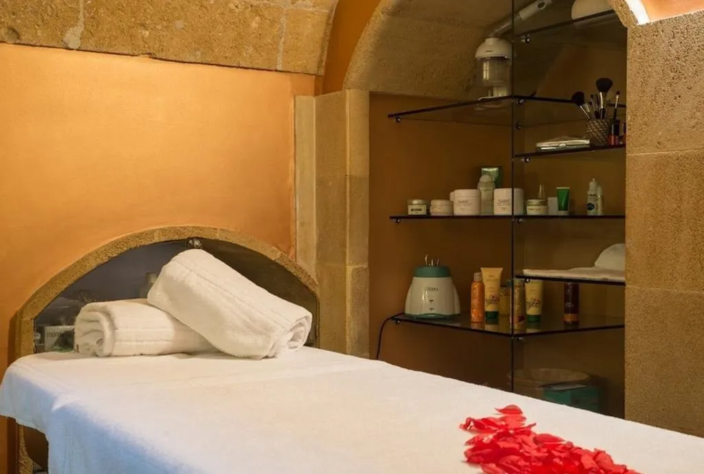 Sports and Entertainment, Grand Hotel Ortigia, Catania