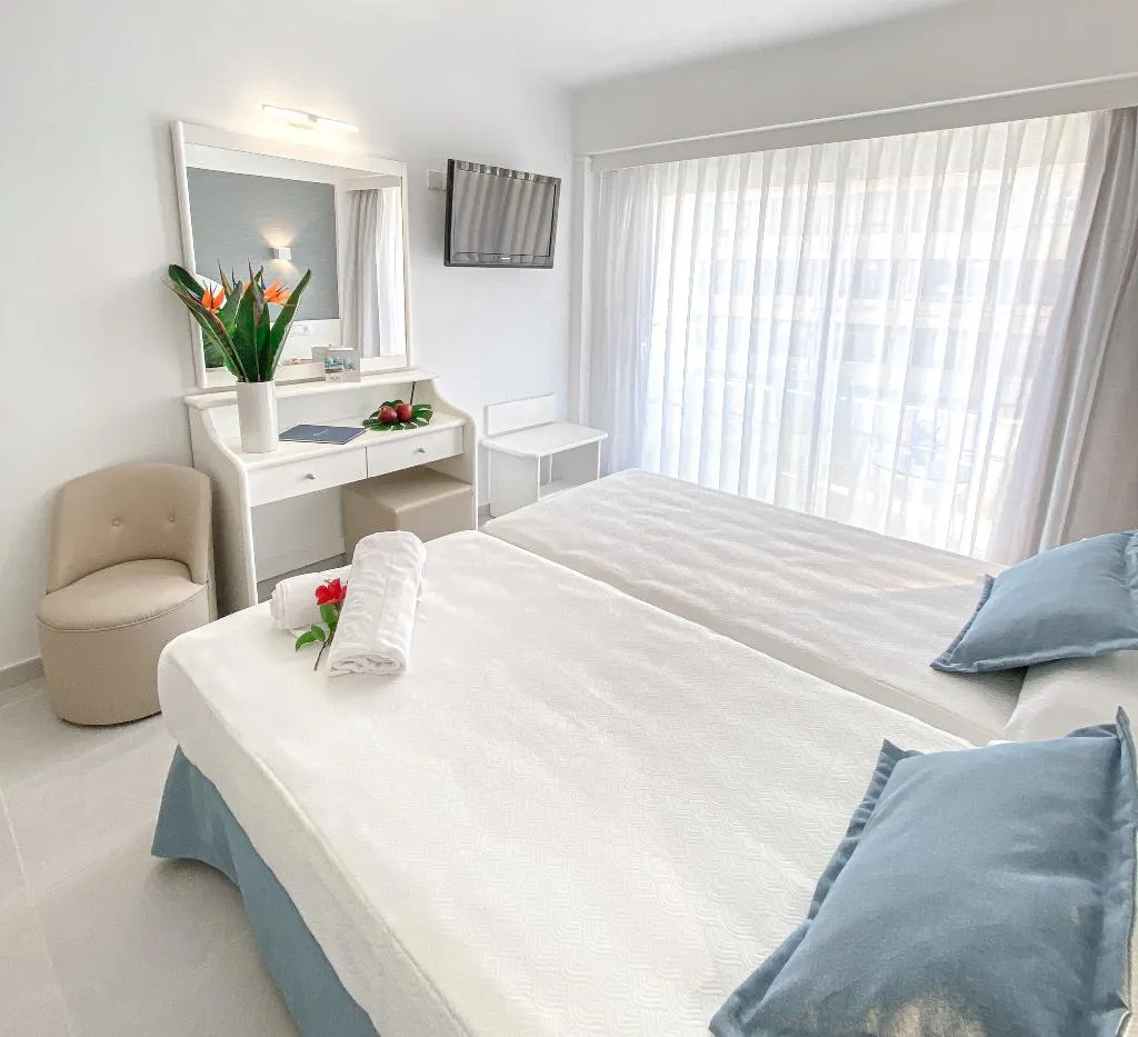 DOUBLE SINGLE USE COMFORT Room, Reverence Life Hotel, Majorca